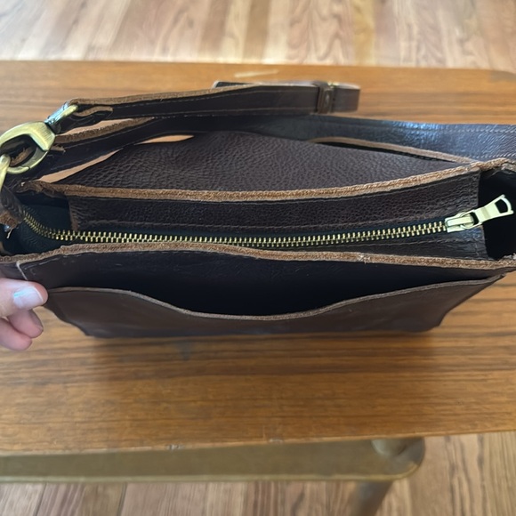 Portland Leather Goods Triangle Bag with matching crossbody strap, Cold Brew EUC - Picture 5 of 9